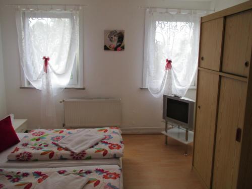 1 double bed