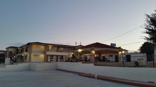 Lakeview Inn & Suites Zapata (TX)