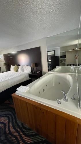 Double room, spa bathtub