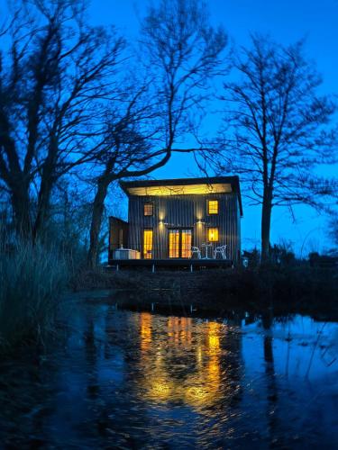 The Water Shack - Amazing tiny house retreat in Laxfield