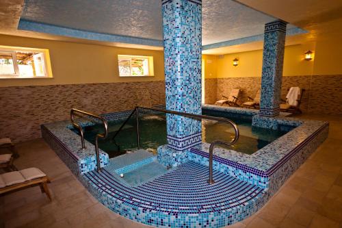 Hotel Citara - image 12