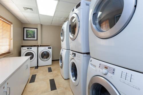 Candlewood Suites-West Springfield an IHG Hotel - main image