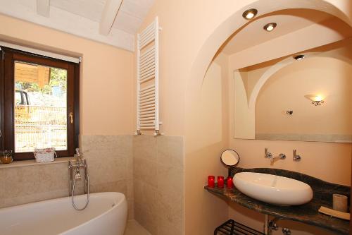 Le Petit Palais Villa - image 3