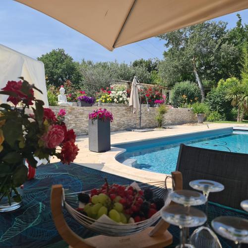 EDEN HOUSE villa 200 m2, 5 chamb 5 sdb, piscine privée, jardin clos 4000 m2, parking