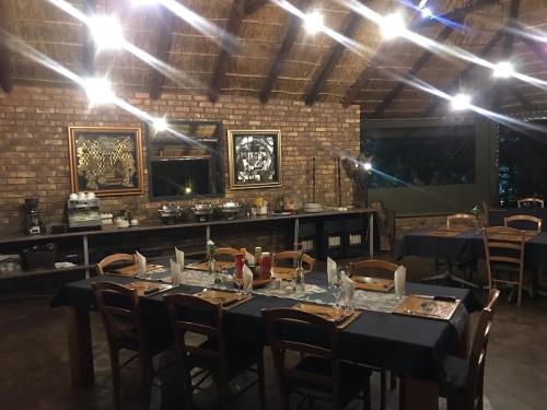 Tamboti Bush Lodge