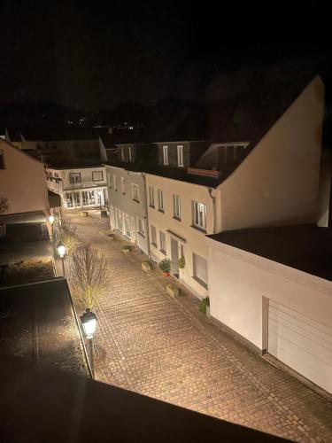 Uriges Ferienhaus in der Altstadt von Saarburg mit Sauna, Kinderspielecke, 1000Mbit Wlan, 1 Minute vom Wasserfall entfernt