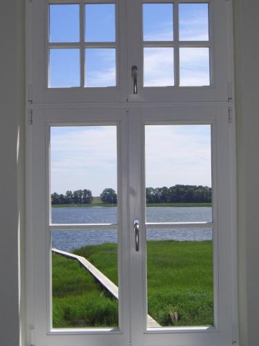 Ferienwohnung 5 mit Seeblick für 4 Personen