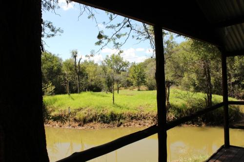 Tamboti Bush Lodge