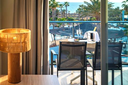 Erkély/terasz, Hotel Cabogata Jardin in Retamar
