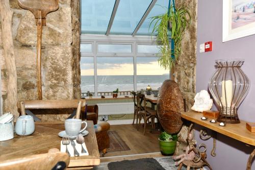 Sea View Guest House, Benllech (photo 9)