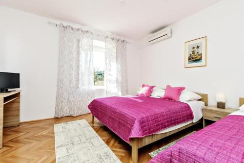 Apartment Mary - main image