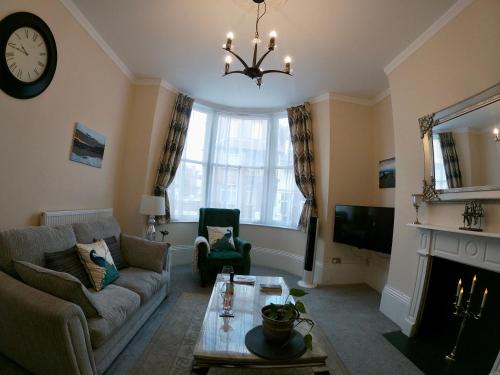 Moat Stays Victorian, Sea View! - Apartment - Kent