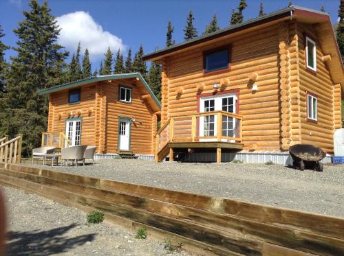 Cabins Over Crag Lake