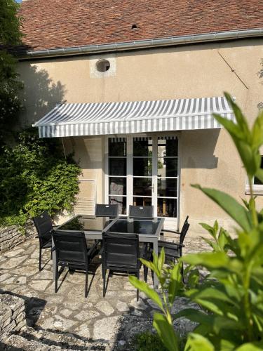 Gîte du Bouloy (Gite du Bouloy) in Druyes Les Belles Fontaines