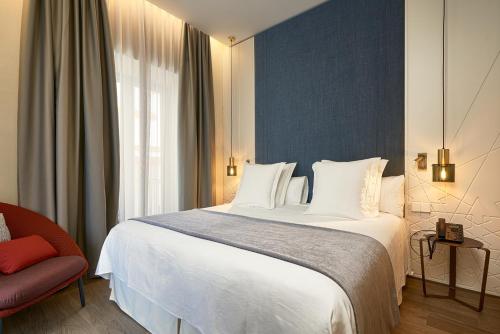 Suites Murillo Plaza Sta. Cruz - image 5