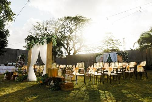 Exterior view, Holiday Suites Puerto Princesa near Robinsons Place Mall Palawan