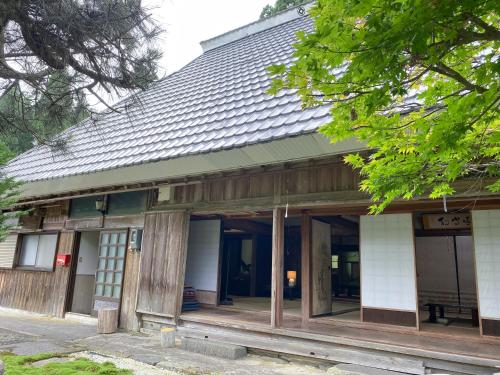 B&B Takashima - くつき鯖街道 古民家cocco小入谷 - Bed and Breakfast Takashima