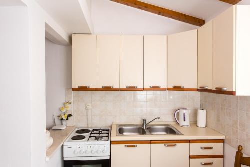 Apartment Nadalina - image 7