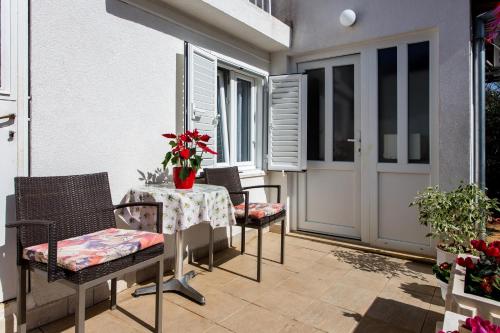 Apartment Nadalina 1