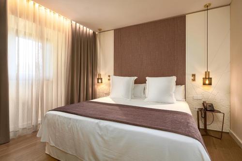 Suites Murillo Plaza Sta. Cruz - image 11