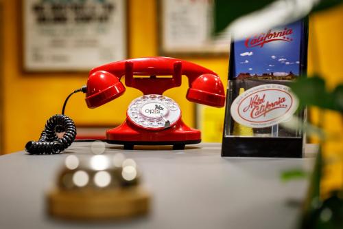 Hotel California - image 5