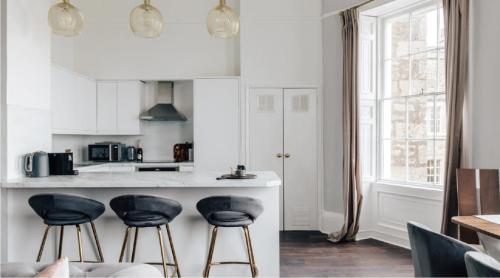 Picture of The Portland Apartment - Georgian Building With Parking