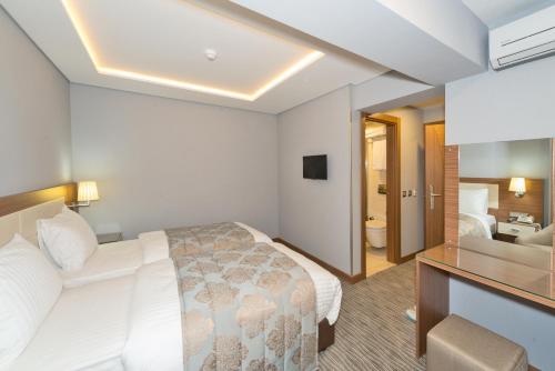Floransa City Hotel - image 14