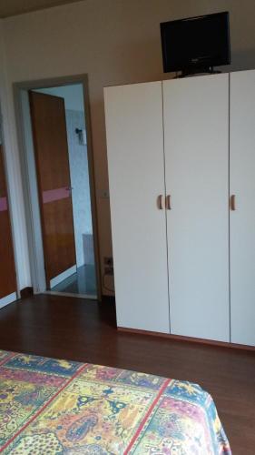 Double Room image 2