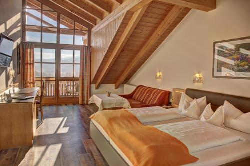 2 twin beds