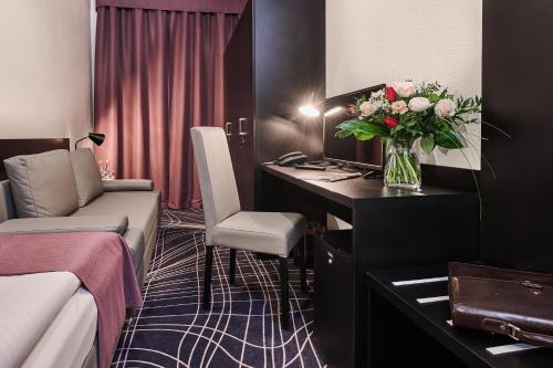 Sky Business Hotel in 萊格尼察市中心