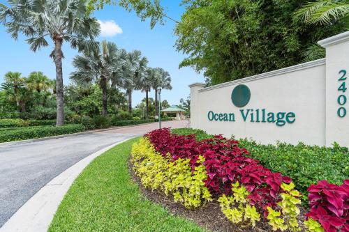 Beach bungalow at Ocean Village in Fort Pierce, USA