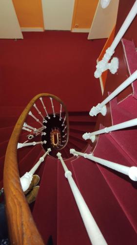 Hotel Angleterre - image 2