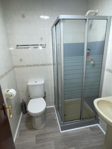 Roker Hotel - image 13
