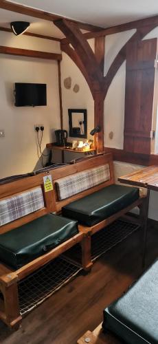 Birchwood Guest Lodge in Balmaha