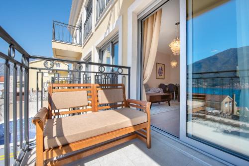 Apartment with Sea View image 10