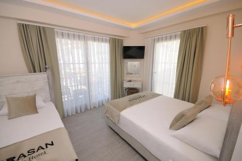 2 double beds