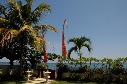 Frangipani Beach Hotel