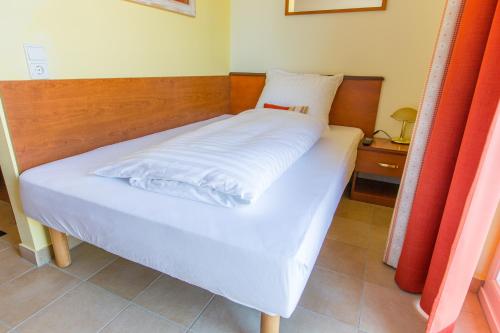 Hotel Elia - image 4