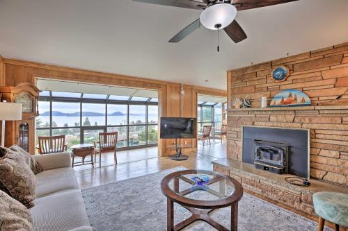 Family Home with Skagit Bay View - 6 Mi to Downtown! - image 10
