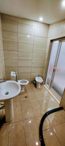 CityCenterHotel Shkoder - image 9