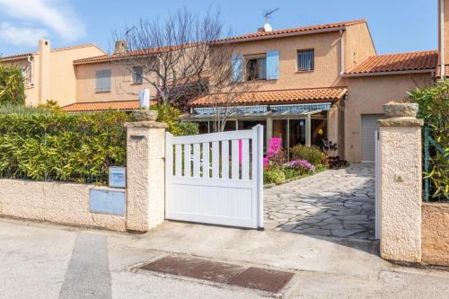 Holiday Home image 5
