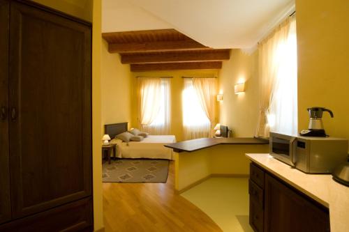 Piazza Azuni 18 Guest House 1