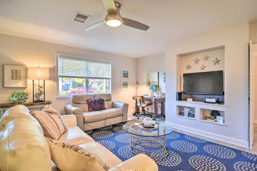 Luxe Home with Pool and Hot Tub Mins to St Pete Beach - image 6