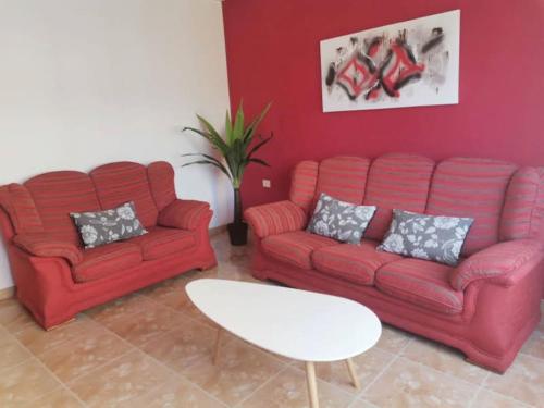  Apto Playa Camelle 1º, Ferienwohnung in Camelle