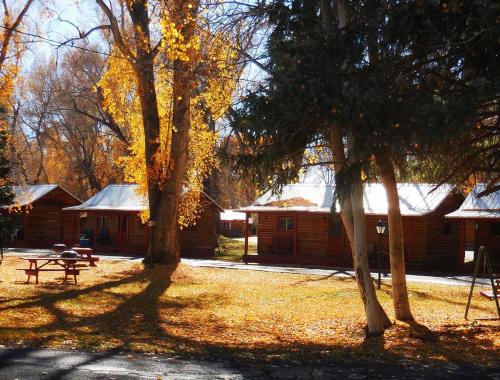 Elkhorn Lodge