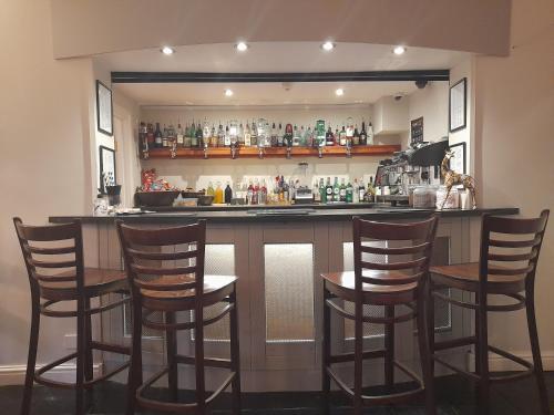 The Dolphin Hotel Exmouth – Exmouth