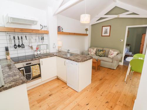 外部景觀, Garden Cottage in 聖賈斯特