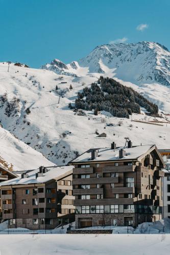 Radisson Blu Hotel Reussen Andermatt - image 4