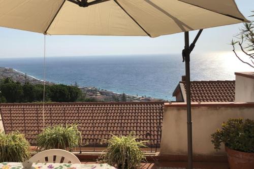 Paradiso al Mare....a due passi da Taormina !! gîte à louer Forza d'Agrò