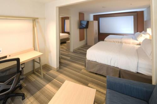 Holiday Inn Express & Suites - Portage an IHG Hotel - image 3